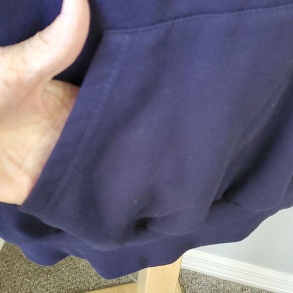 Jerusalem hoodie, XL navy blue, with three white doves. Excellent used condition - Picture 4 of 8